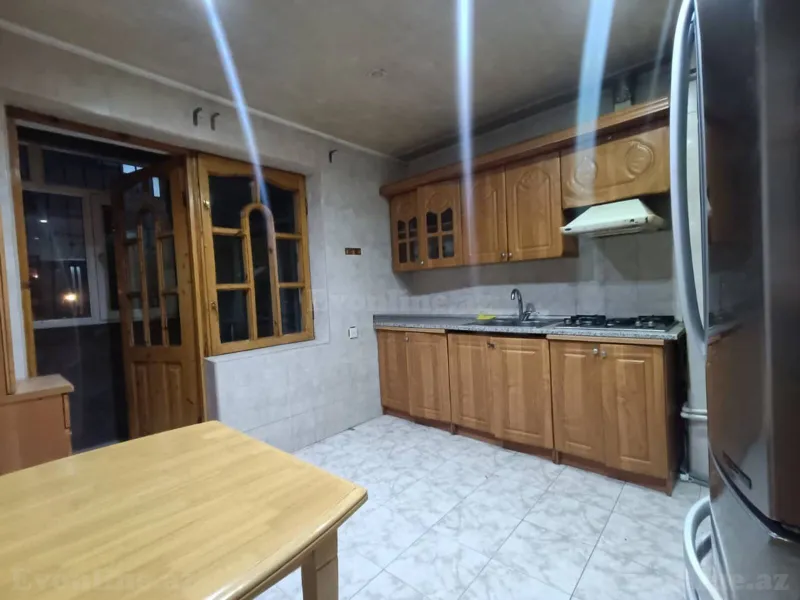 Kirayə verilir 3 otaqlı Mənzil Köhnə tikili 90 m² Xətai r. - şəkil 7
