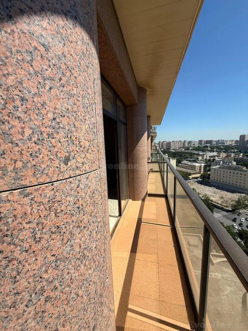 Kirayə verilir 4 otaqlı Mənzil Yeni tikili 200 m² Nizami m. - şəkil 20