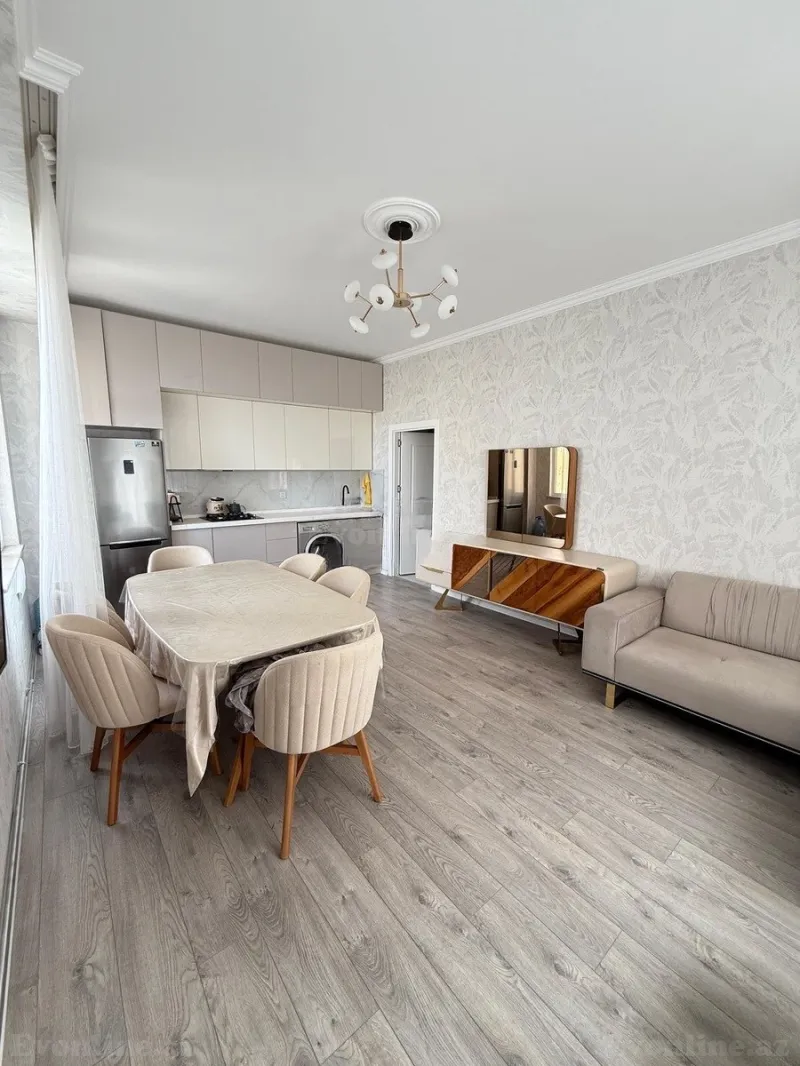 3 otaqlı Mənzil 70 m² Yeni Günəşli Satılır