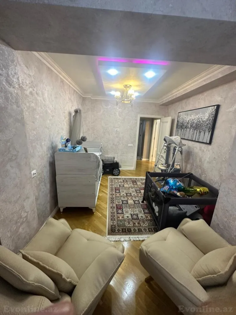 Kirayə verilir 3 otaqlı Mənzil Yeni tikili 100 m² İnşaatçılar m. - şəkil 9