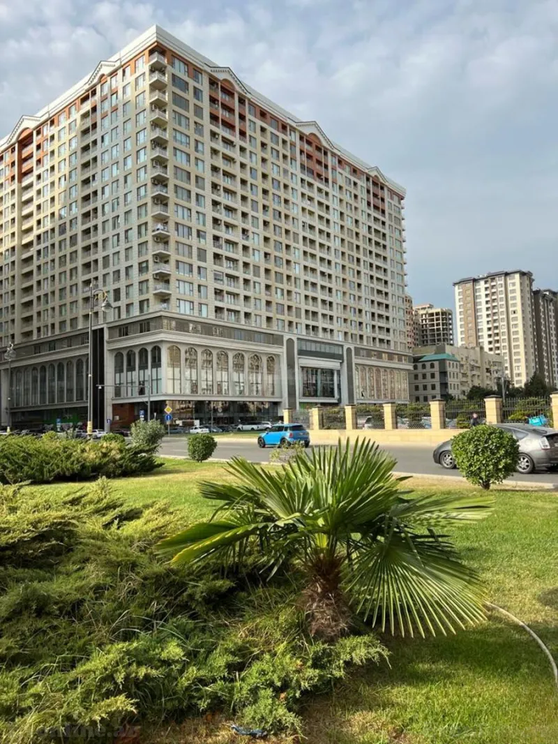 3 otaqlı Mənzil 113 m² Xətai r. Kirayə verilir