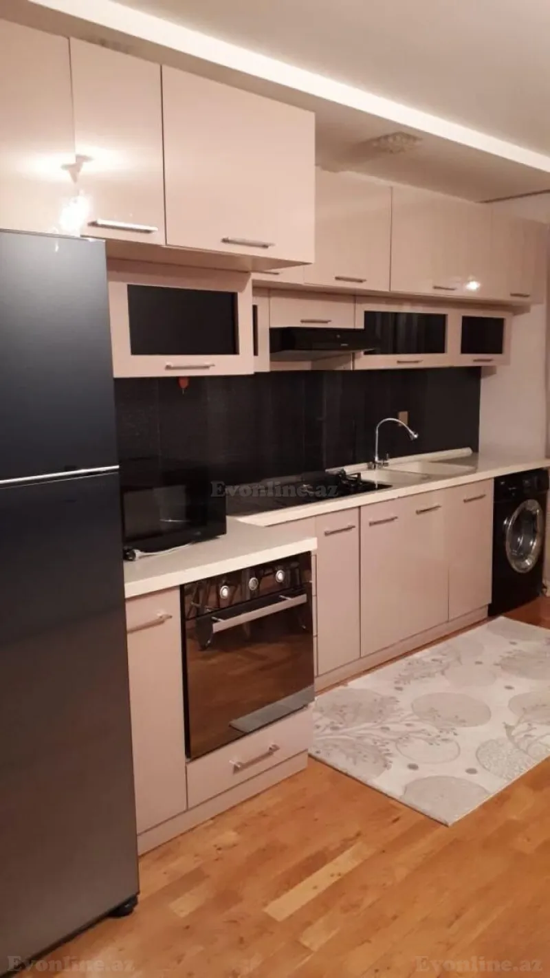 Kirayə verilir 3 otaqlı Mənzil Yeni tikili 135 m² Nəsimi r. - şəkil 3