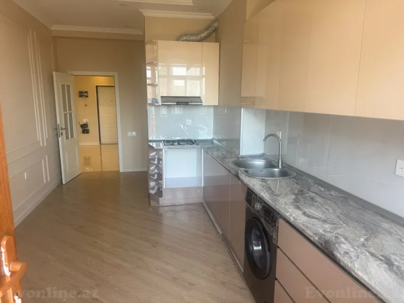 Kirayə verilir 2 otaqlı Mənzil Yeni tikili 90 m² Nərimanov r. - şəkil 6