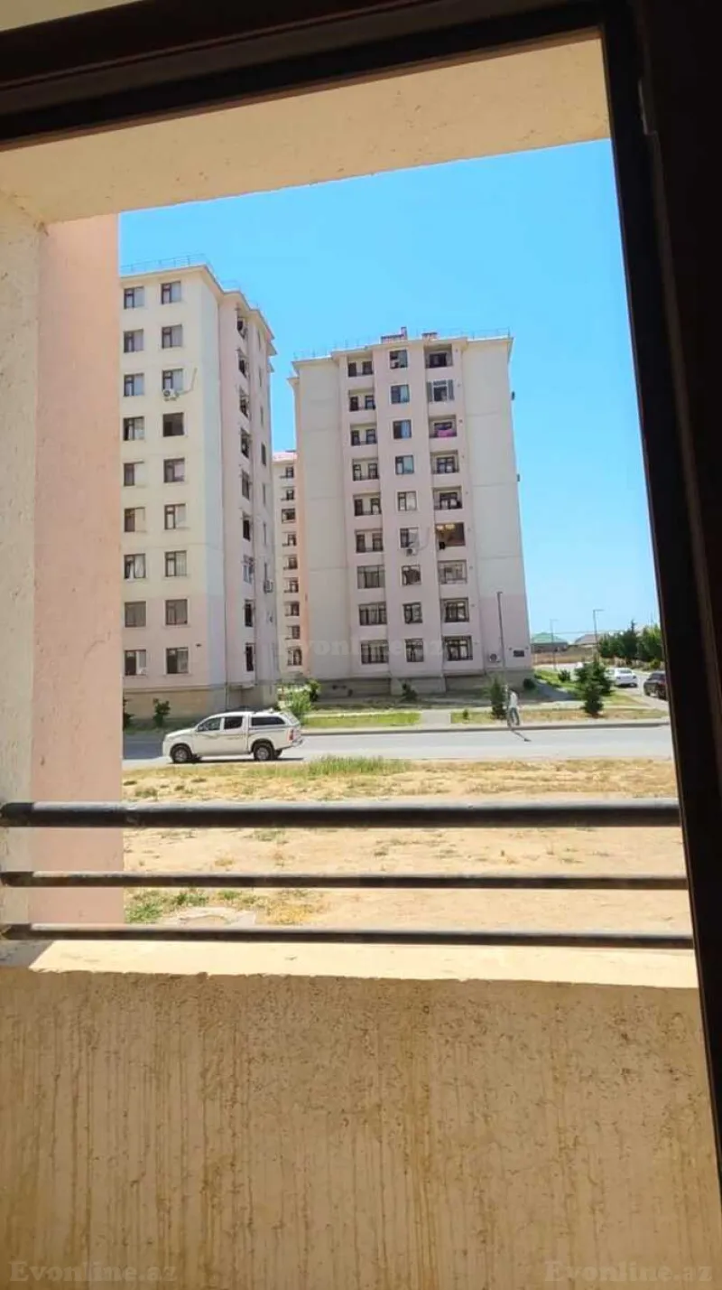 4 otaqlı Mənzil 102 m² Ramana Satılır