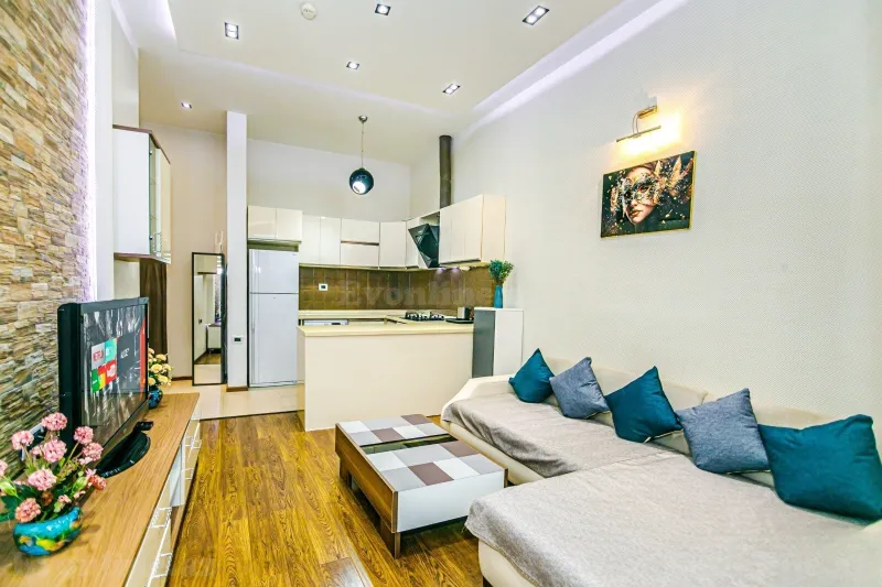 Kirayə verilir 2 otaqlı Mənzil Köhnə tikili 70 m² Sahil m. - şəkil 8