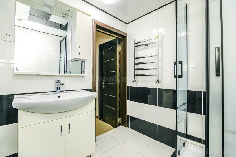 Kirayə verilir 2 otaqlı Mənzil Köhnə tikili 70 m² Sahil m. - şəkil 13