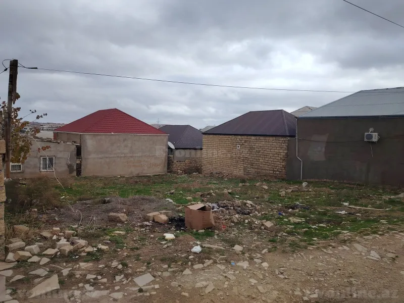 Torpaq Binəqədi Satılır