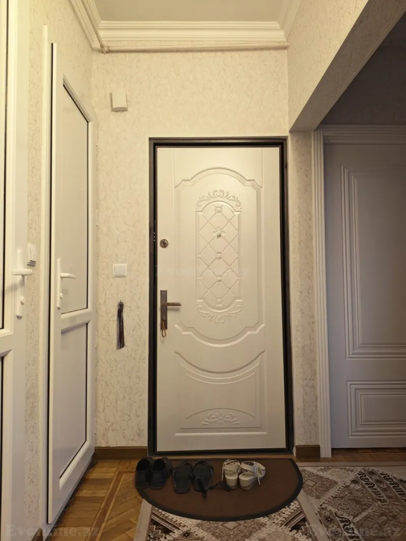 Satılır 3 otaqlı Mənzil Köhnə tikili 60 m² Əhmədli m. - şəkil 2
