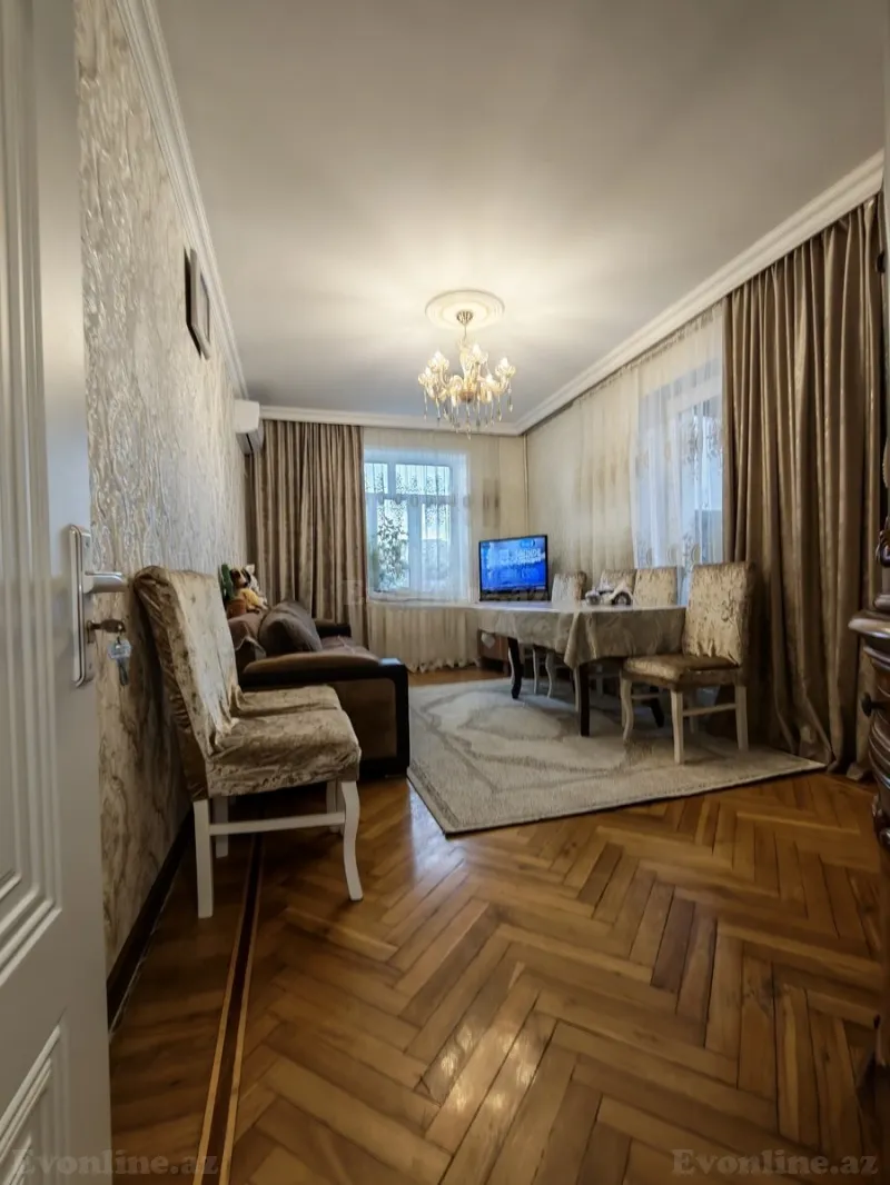 Satılır 3 otaqlı Mənzil Köhnə tikili 60 m² Əhmədli m. - şəkil 4