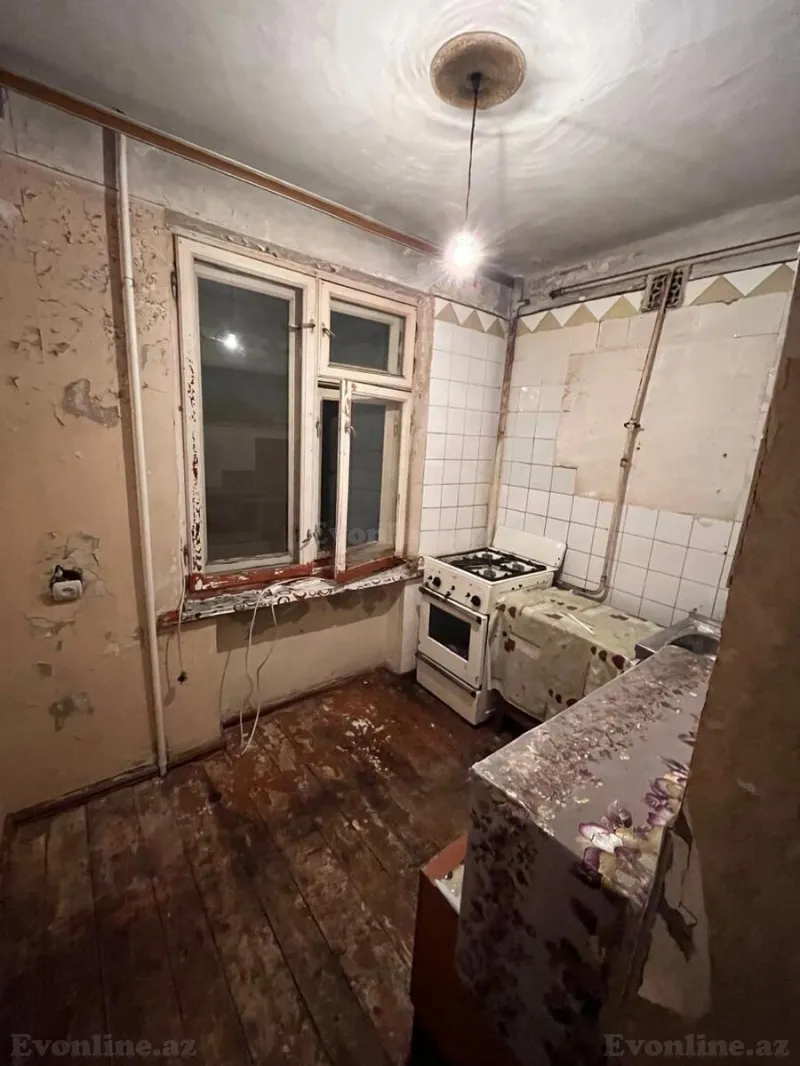 Kirayə verilir 2 otaqlı Mənzil Köhnə tikili 50 m² Neftçilər m. - şəkil 6