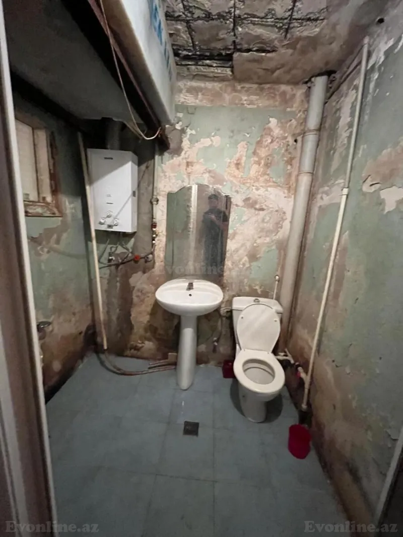 Kirayə verilir 2 otaqlı Mənzil Köhnə tikili 50 m² Neftçilər m. - şəkil 7