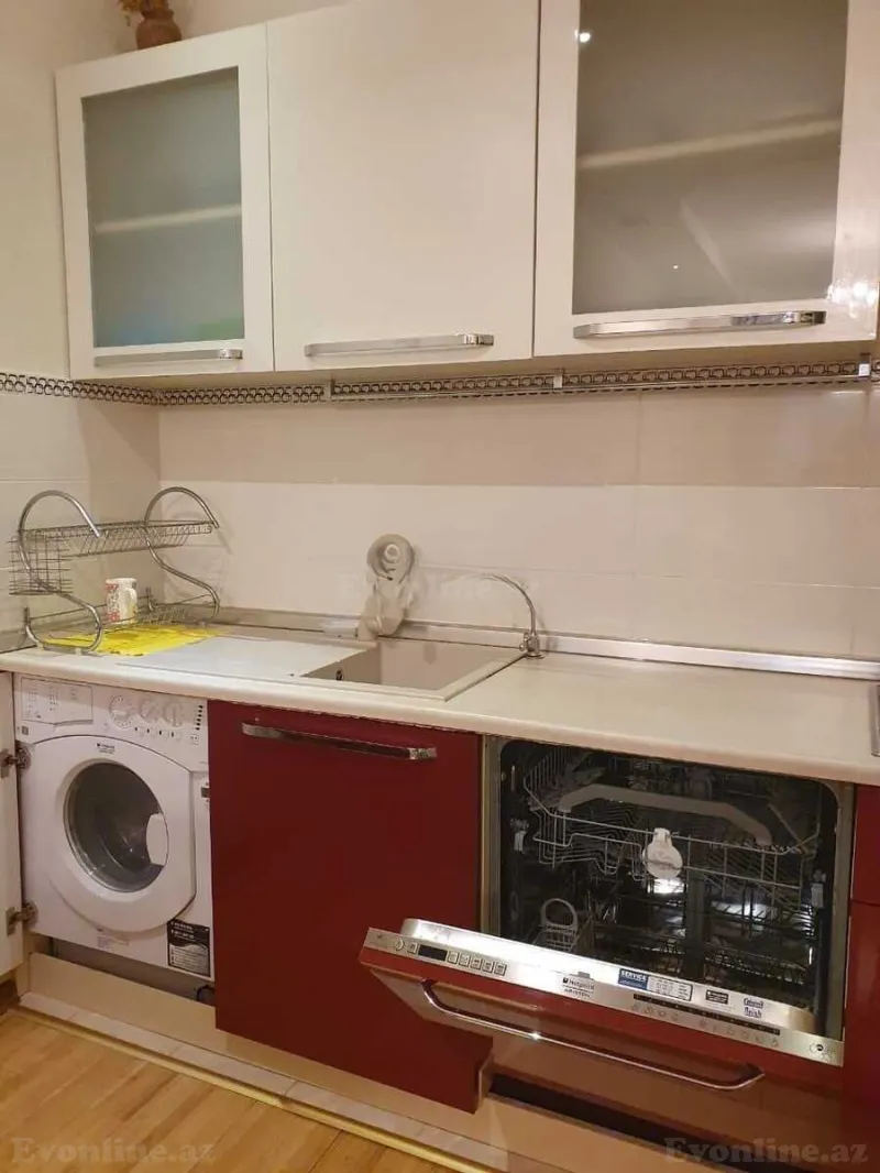 Kirayə verilir 2 otaqlı Mənzil Yeni tikili 78 m² Səbail r. - şəkil 8