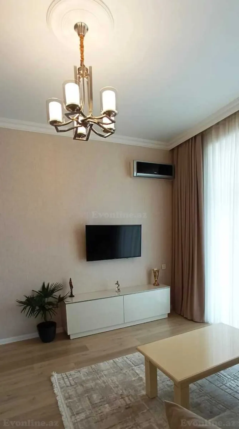 2 otaqlı Mənzil 50 m² Səbail r. Kirayə verilir
