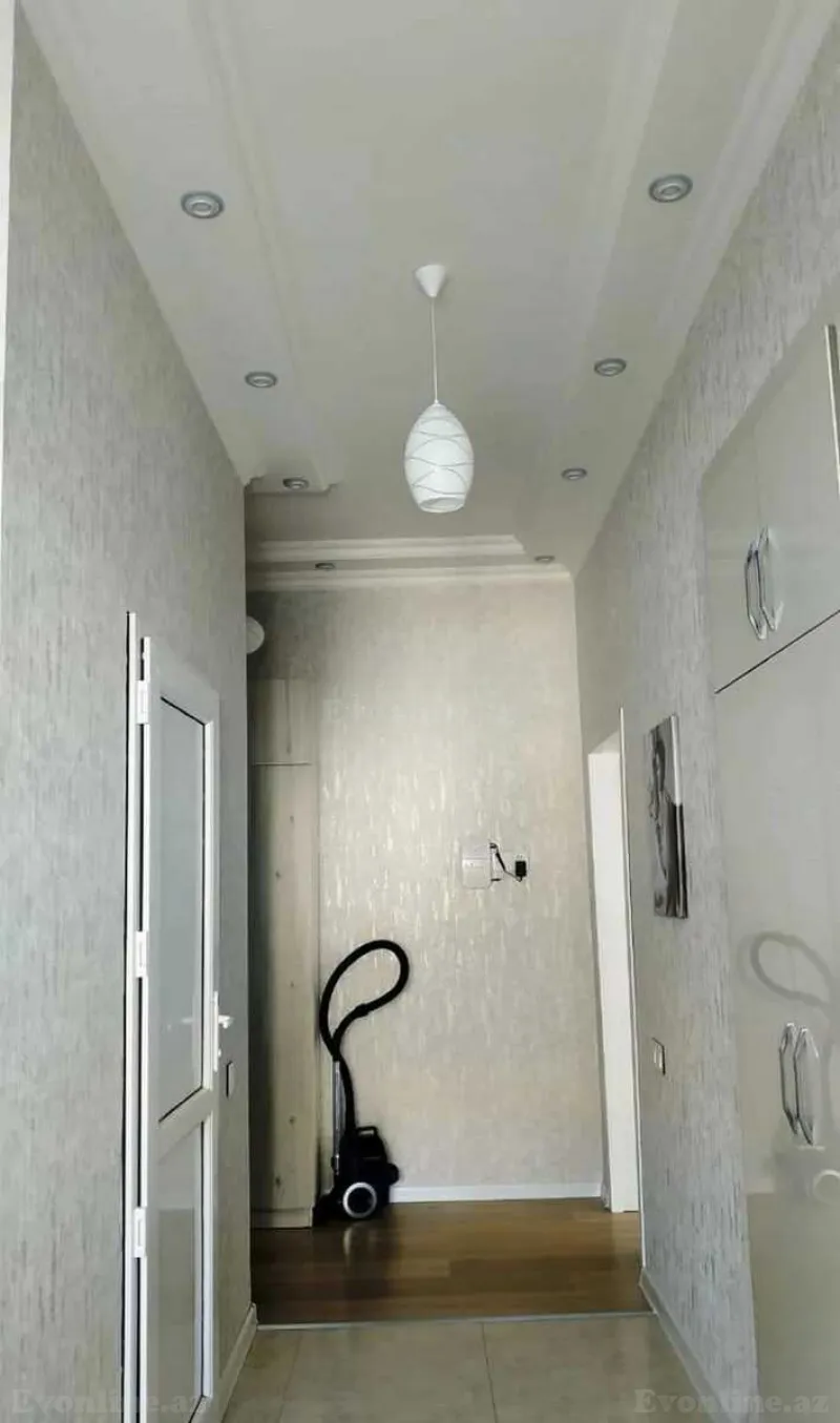 Kirayə verilir 2 otaqlı Mənzil Köhnə tikili 50 m² Səbail r. - şəkil 8