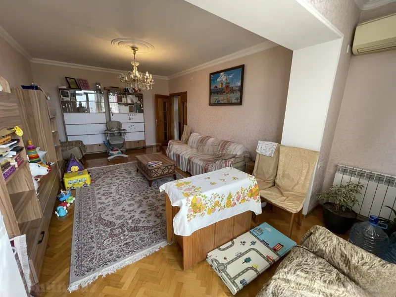 Satılır 4 otaqlı Mənzil Köhnə tikili 115 m² Memar Əcəmi m. - şəkil 3
