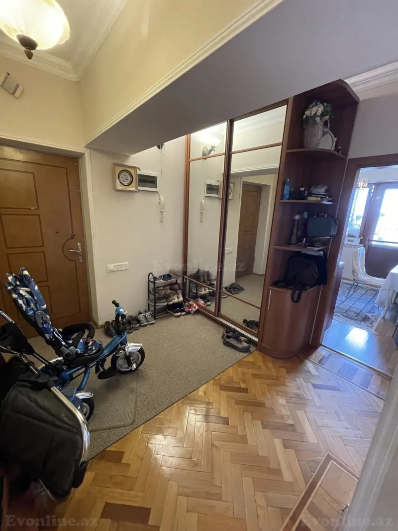 Satılır 4 otaqlı Mənzil Köhnə tikili 115 m² Memar Əcəmi m. - şəkil 10