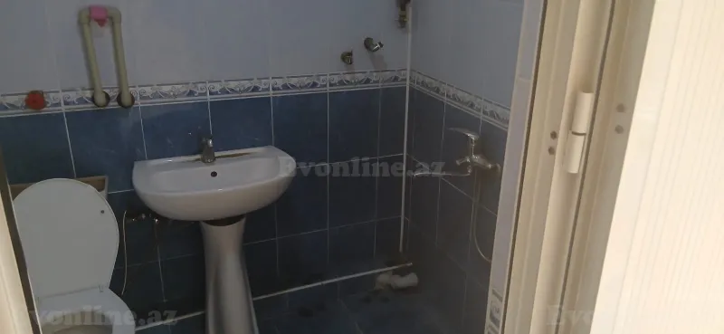 Satılır 2 otaqlı Mənzil Köhnə tikili 50 m² Neftçilər m. - şəkil 10