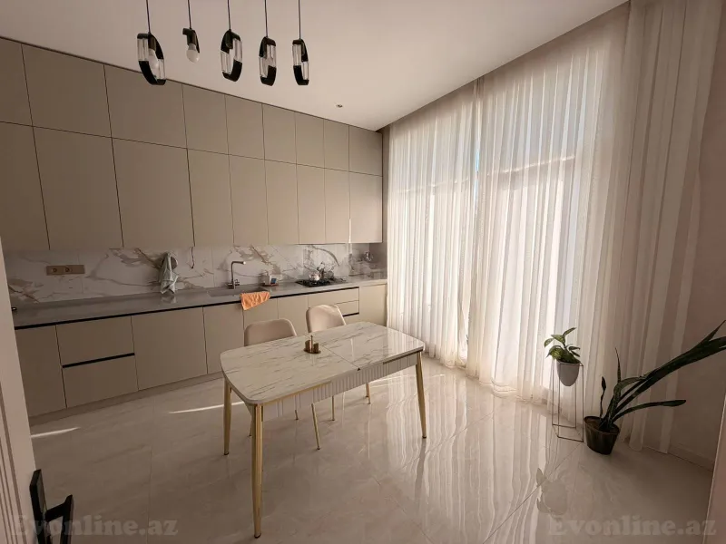 Satılır 5 otaqlı Həyət evi 240 m² Albalılıq - şəkil 6