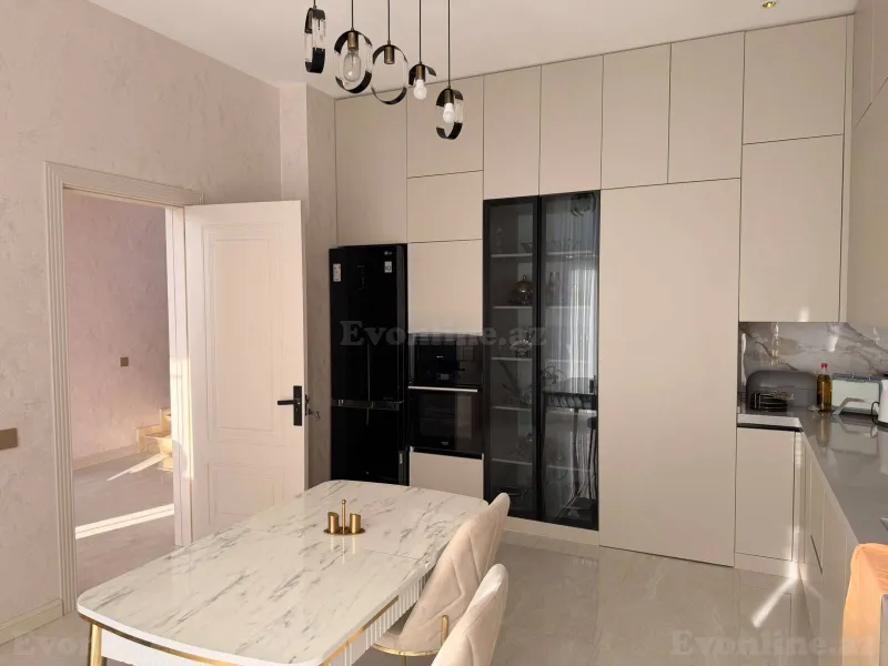 Satılır 5 otaqlı Həyət evi 240 m² Albalılıq - şəkil 7