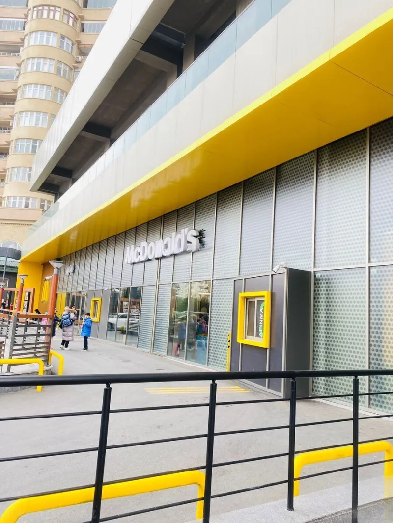 Kirayə verilir 2 otaqlı Mənzil Yeni tikili 105 m² 8 Noyabr m. - şəkil 5