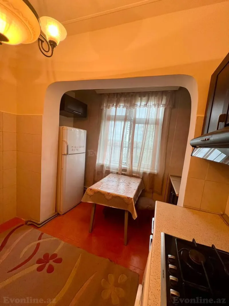 Kirayə verilir 2 otaqlı Mənzil Köhnə tikili 75 m² Nəsimi m. - şəkil 4
