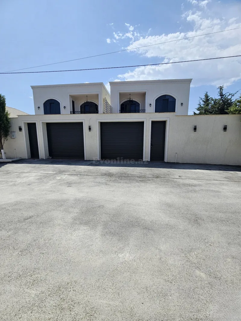 4 otaqlı Həyət evi 180 m² Şüvəlan Satılır