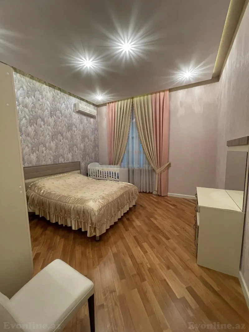 Satılır 6 otaqlı Həyət evi 300 m² Qaraçuxur - şəkil 21