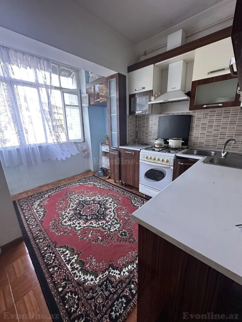 Satılır 4 otaqlı Mənzil Köhnə tikili 95 m² Azadlıq prospekti m. - şəkil 6