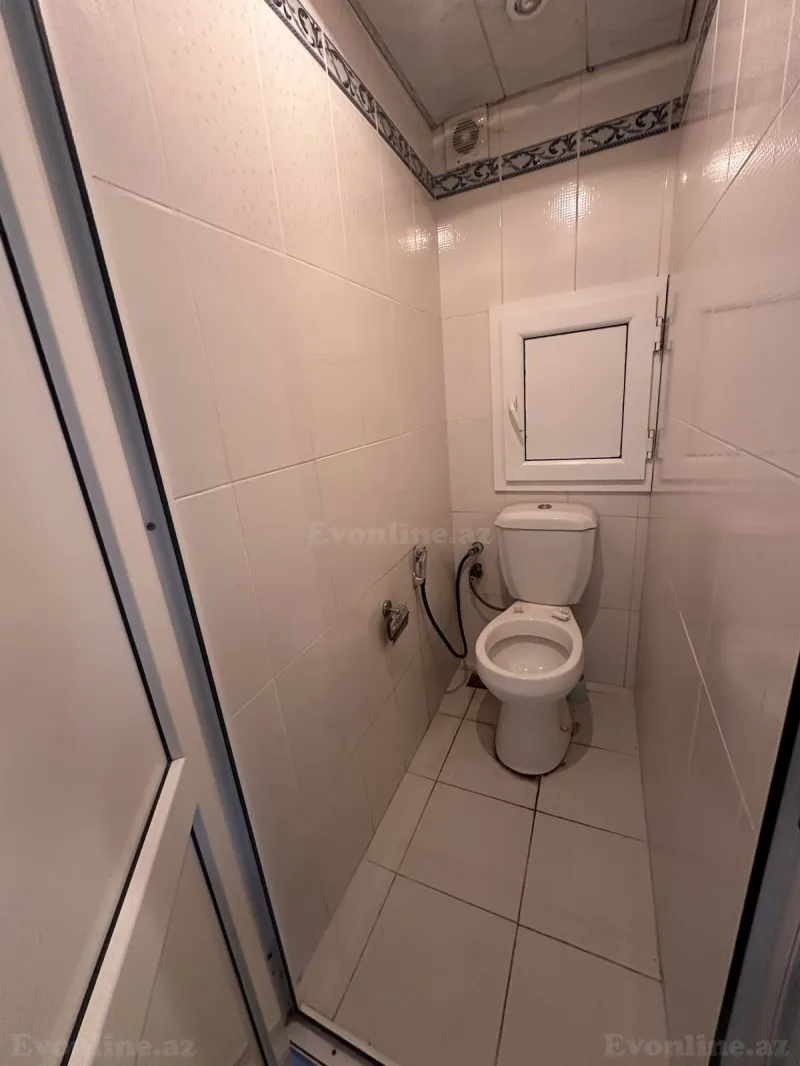 Satılır 4 otaqlı Mənzil Köhnə tikili 95 m² Azadlıq prospekti m. - şəkil 7