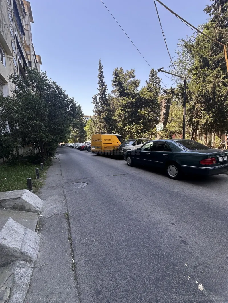 Satılır 4 otaqlı Mənzil Köhnə tikili 95 m² Azadlıq prospekti m. - şəkil 13