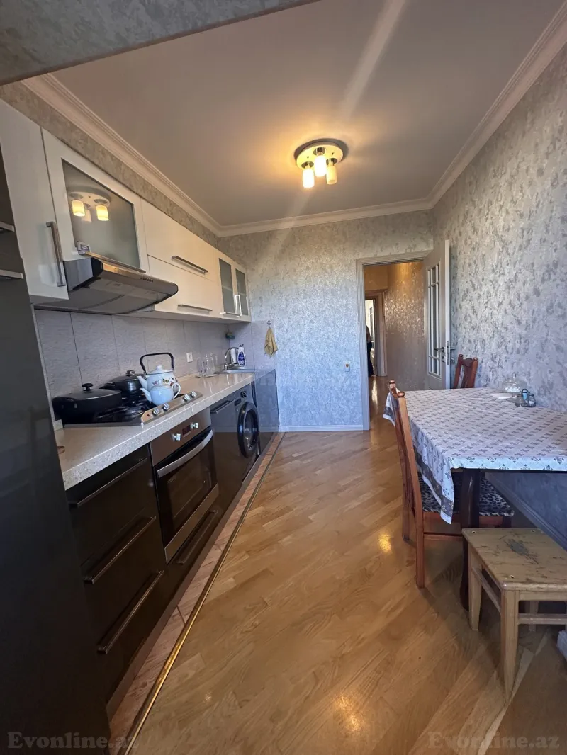 Satılır 3 otaqlı Mənzil Köhnə tikili 85 m² Azadlıq prospekti m. - şəkil 9