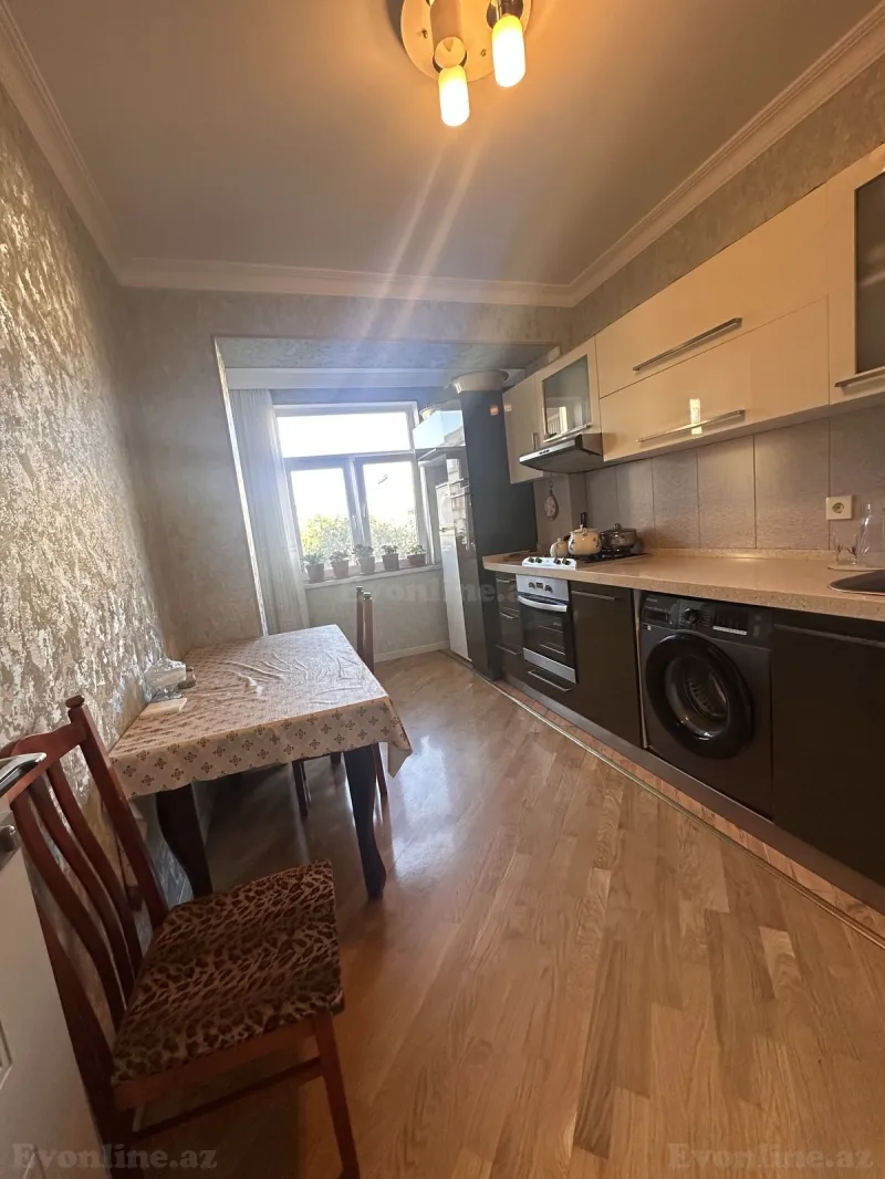 Satılır 3 otaqlı Mənzil Köhnə tikili 85 m² Azadlıq prospekti m. - şəkil 12