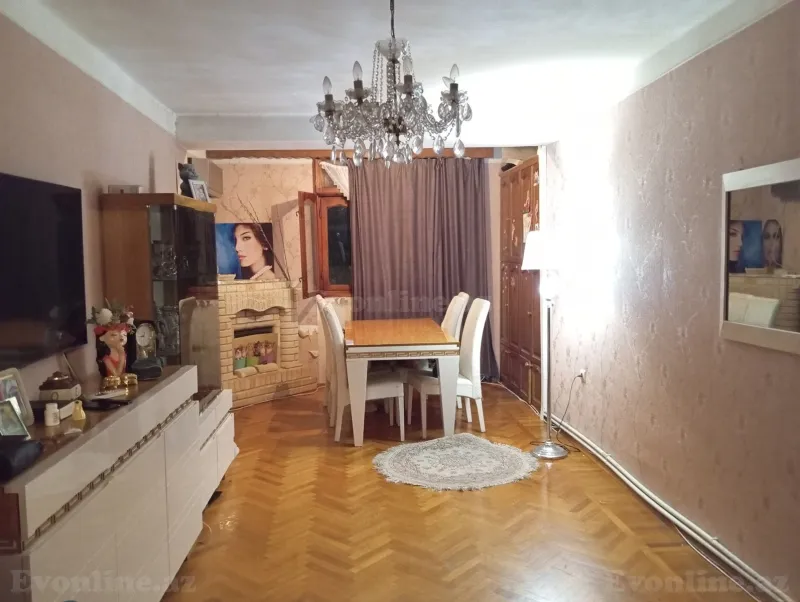 Satılır 2 otaqlı Mənzil Köhnə tikili 50 m² İnşaatçılar m. - şəkil 2