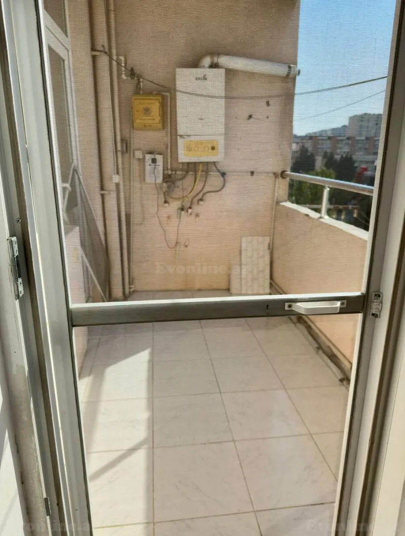 2 otaqlı Mənzil 75 m² Xırdalan Kirayə verilir
