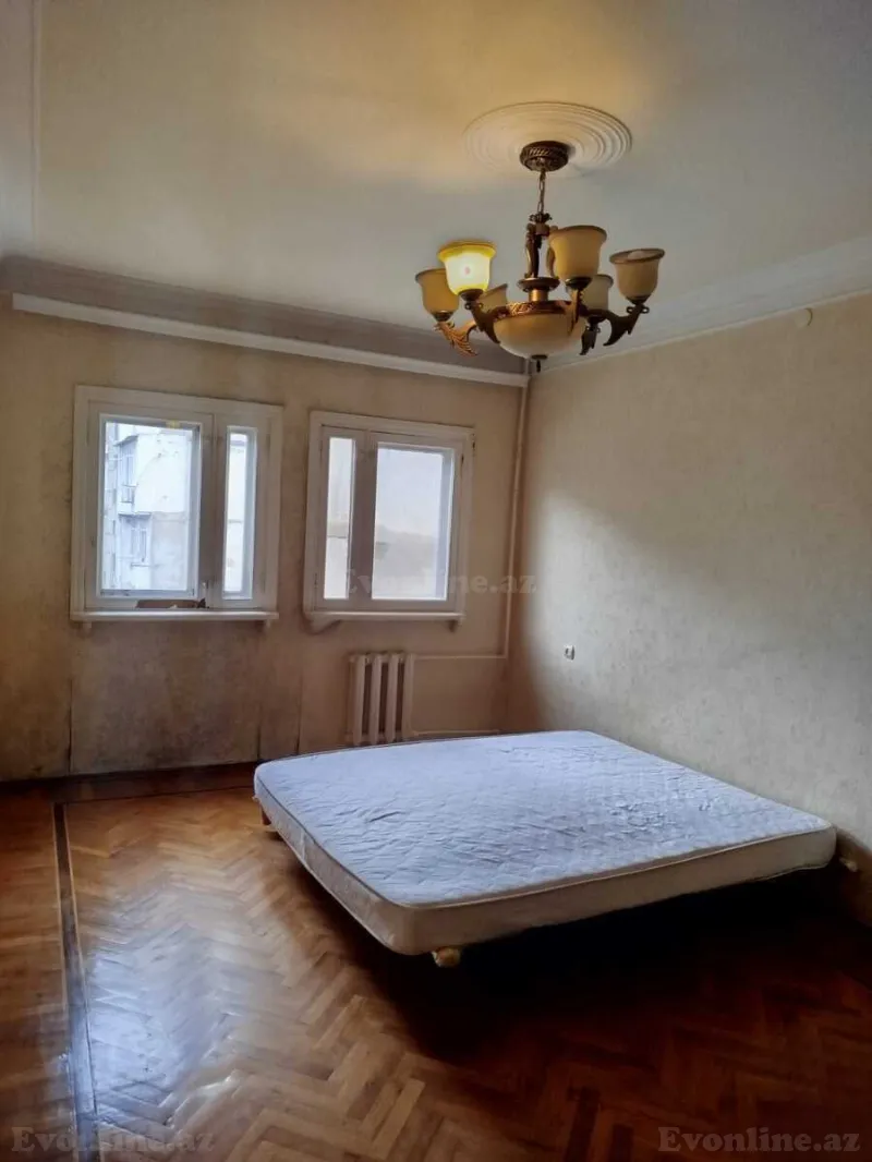 Kirayə verilir 3 otaqlı Mənzil Köhnə tikili 85 m² İnşaatçılar m. - şəkil 5