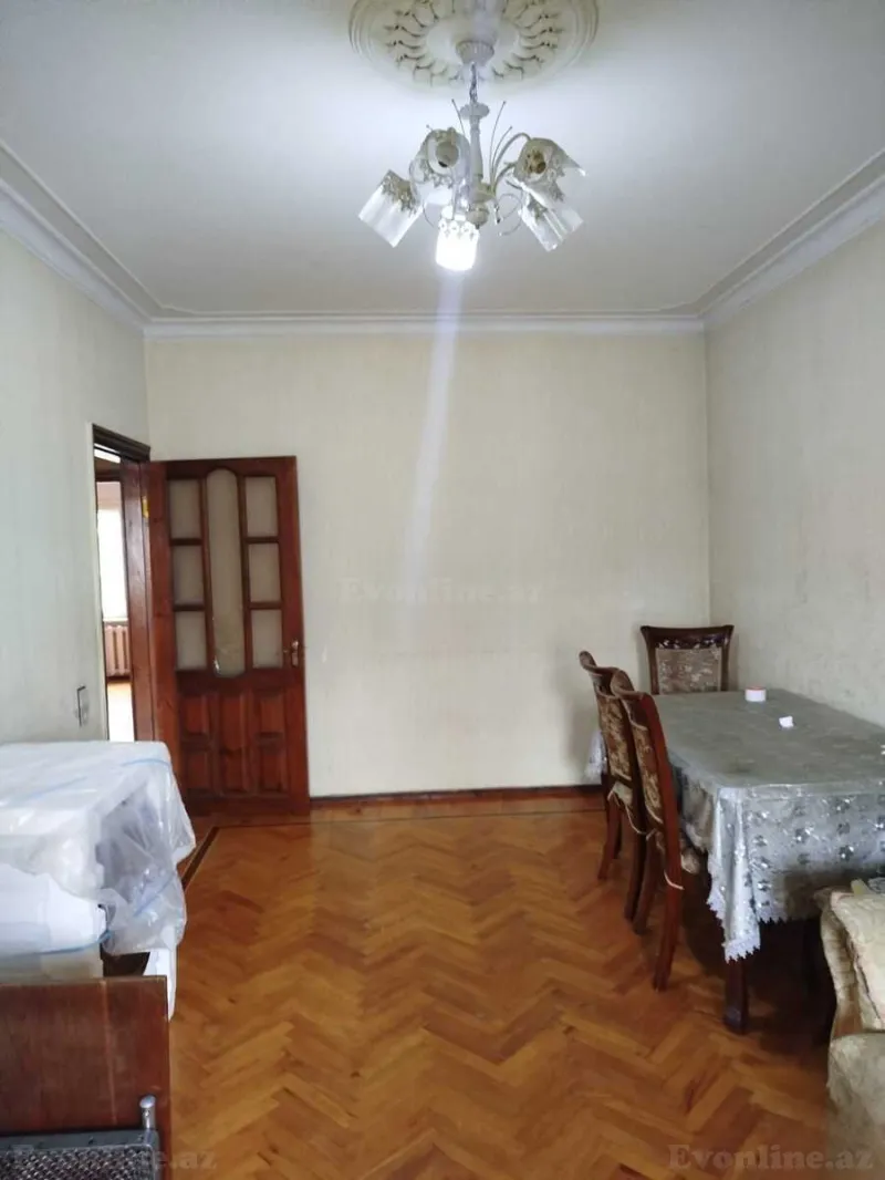 Kirayə verilir 3 otaqlı Mənzil Köhnə tikili 85 m² İnşaatçılar m. - şəkil 9