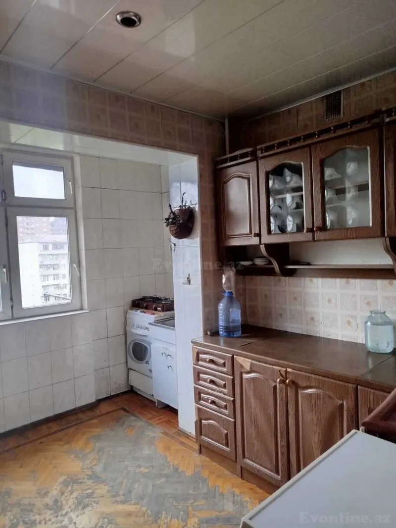 Kirayə verilir 3 otaqlı Mənzil Köhnə tikili 85 m² İnşaatçılar m. - şəkil 11