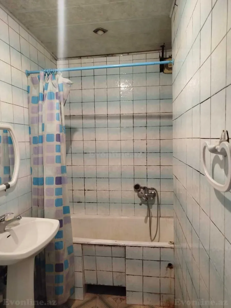 Kirayə verilir 3 otaqlı Mənzil Köhnə tikili 85 m² İnşaatçılar m. - şəkil 16