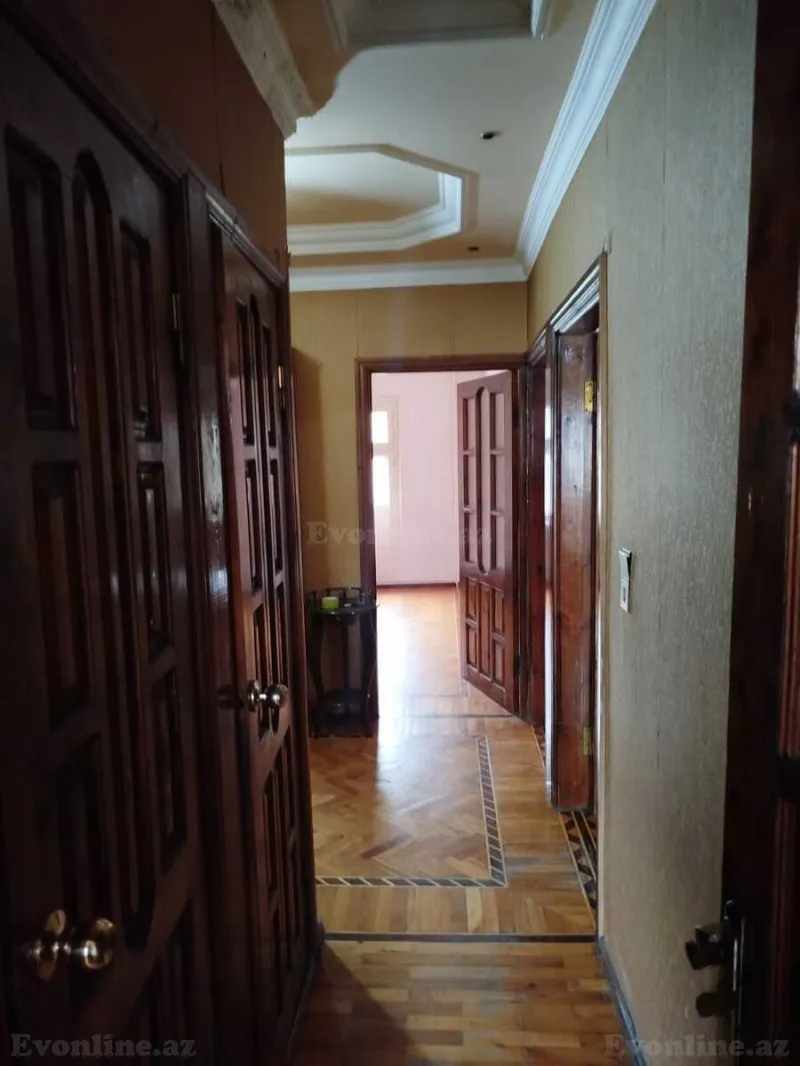 Kirayə verilir 3 otaqlı Mənzil Köhnə tikili 85 m² İnşaatçılar m. - şəkil 19