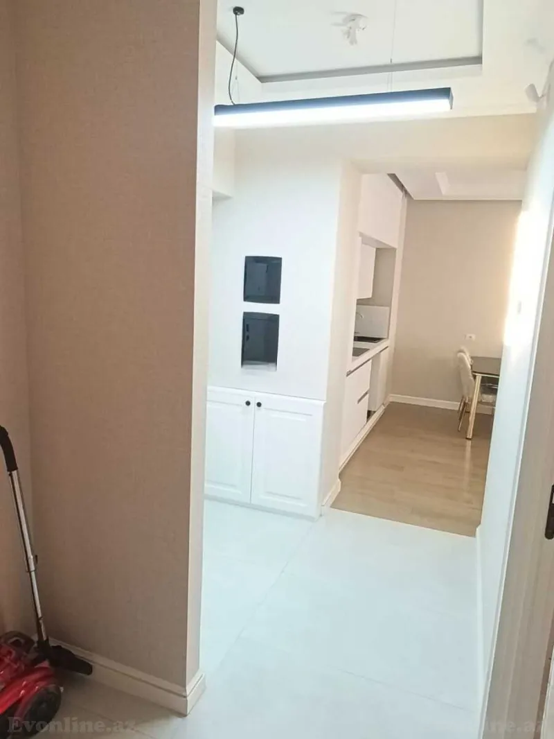 Kirayə verilir 3 otaqlı Mənzil Yeni tikili 75 m² Bakmil m. - şəkil 13