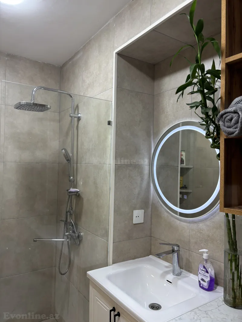 Kirayə verilir 3 otaqlı Mənzil Köhnə tikili 85 m² N.Nərimanov pr.