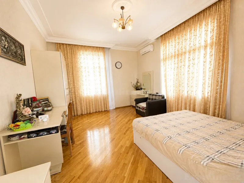 Satılır 10 otaqlı Həyət evi 828.9 m² Nəsimi m. - şəkil 9