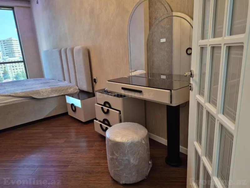 Kirayə verilir 2 otaqlı Mənzil Yeni tikili 150 m² N.Nərimanov pr. - şəkil 9