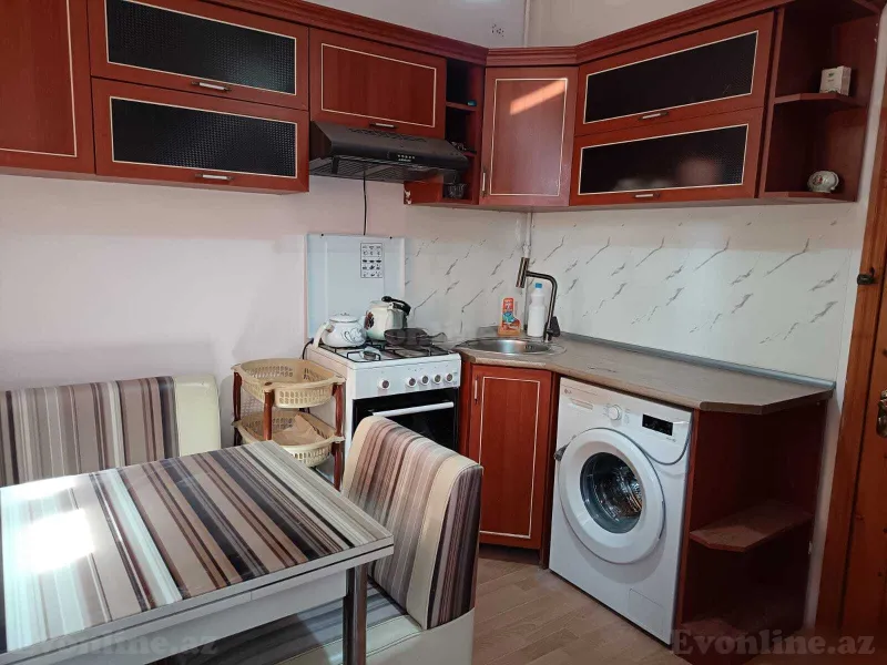 Kirayə verilir 3 otaqlı Mənzil Köhnə tikili 75 m² Qara Qarayev m. - şəkil 8