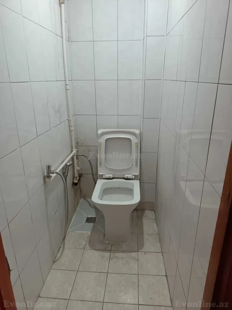 Kirayə verilir 3 otaqlı Mənzil Köhnə tikili 75 m² Qara Qarayev m. - şəkil 10