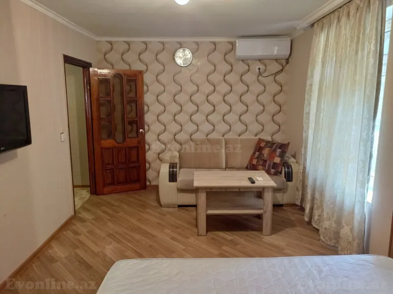 Kirayə verilir 1 otaqlı Mənzil Köhnə tikili 34 m² Elmlər Akademiyası m. - şəkil 2