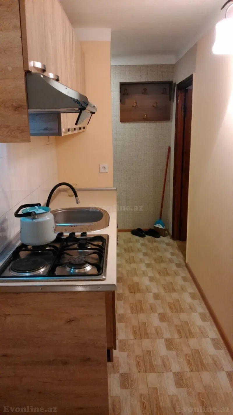 Kirayə verilir 1 otaqlı Mənzil Köhnə tikili 34 m² Elmlər Akademiyası m. - şəkil 7