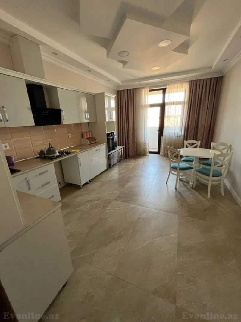 2 otaqlı Mənzil 105 m² 9-cu mikrorayon Satılır