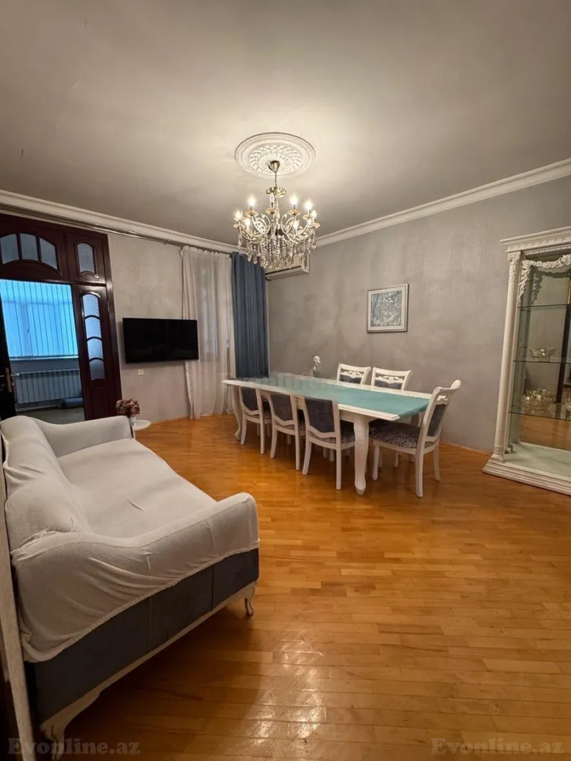 Kirayə verilir 4 otaqlı Mənzil Köhnə tikili 120 m² Qara Qarayev m. - şəkil 7