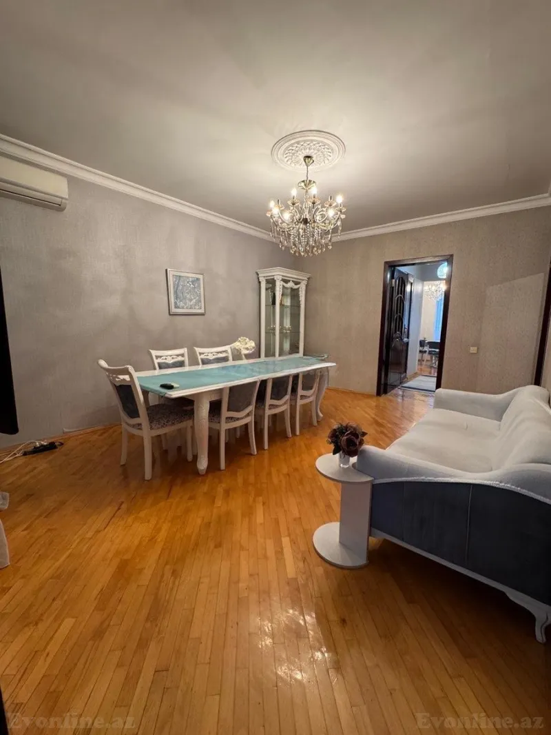 Kirayə verilir 4 otaqlı Mənzil Köhnə tikili 120 m² Qara Qarayev m. - şəkil 8
